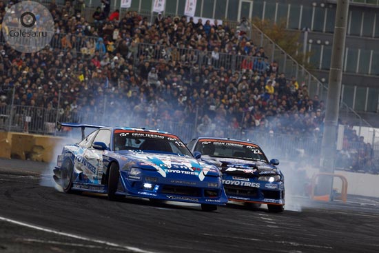 images/Image/toyo-team-drift-wins-japan-d1gp2013-nm1.jpg